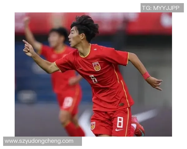 中国足球队核心球员盘点 揭秘这些球星的成就与未来发展 中国足球队核心球员盘点 揭秘这些球星的成就与未来发展