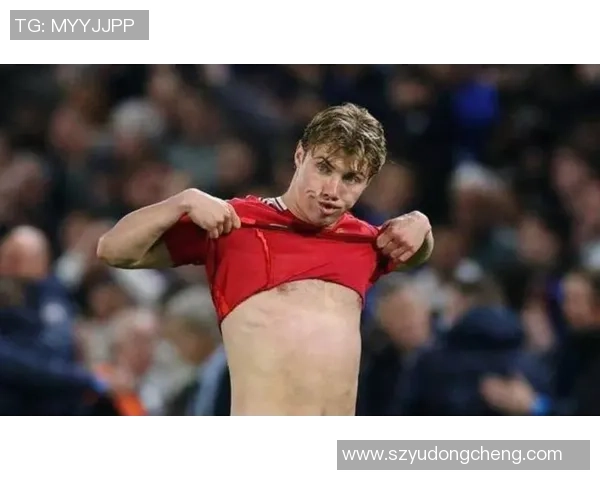 足球球星驰骋赛场瞬间高清动感图片展现速度与力量